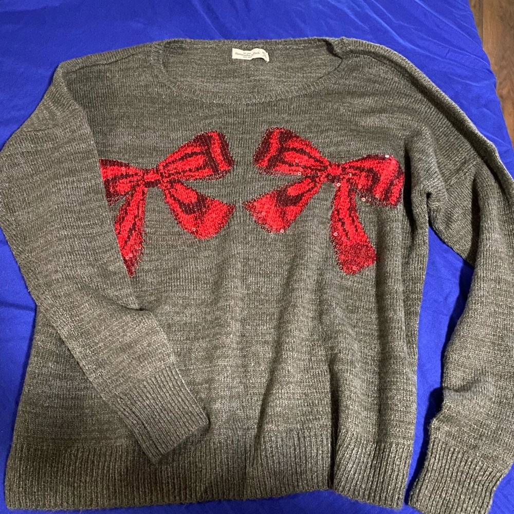 Sweater size M/L